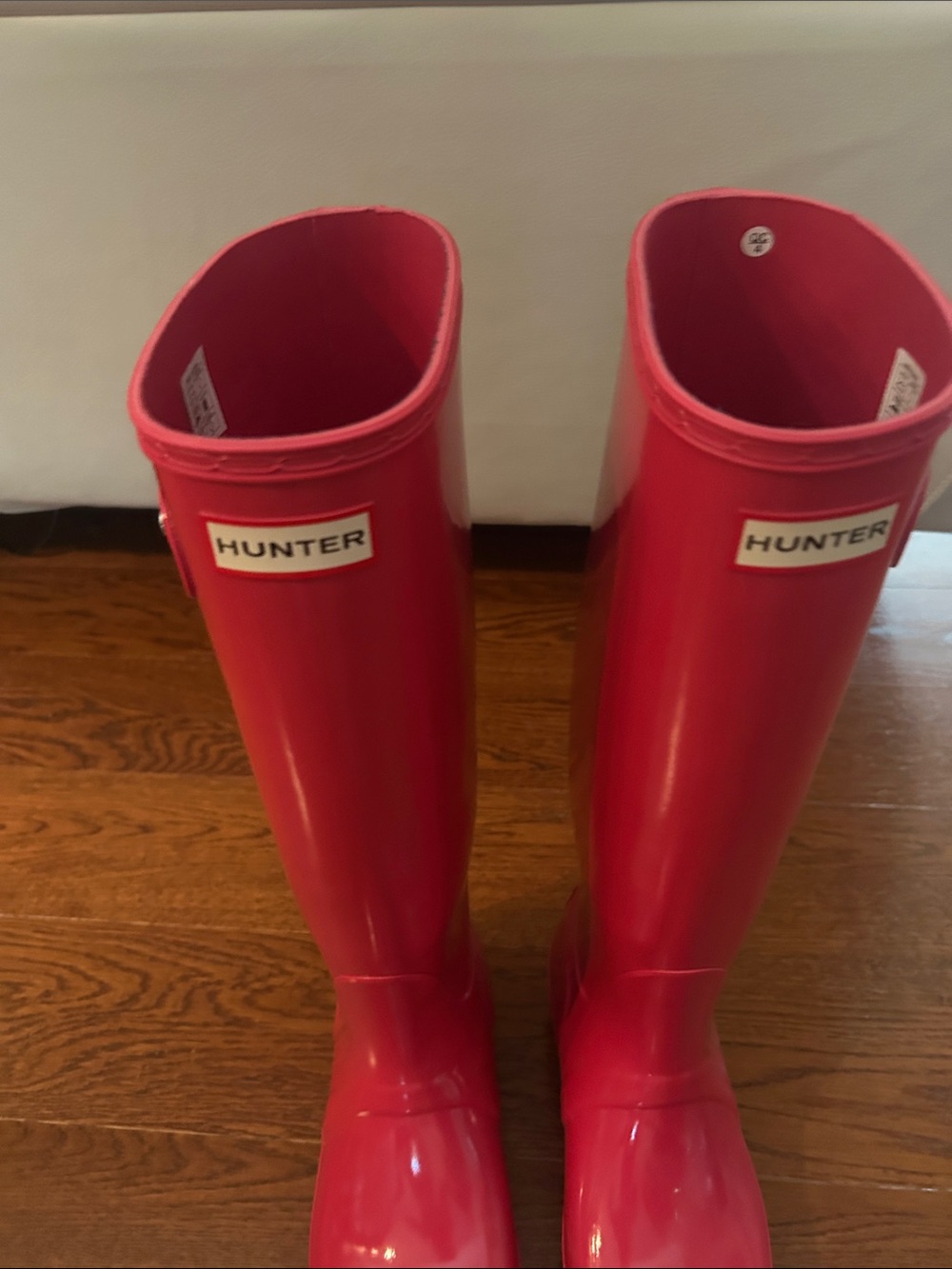 Women’s Hunter Rain Boots - Picture 2 of 6